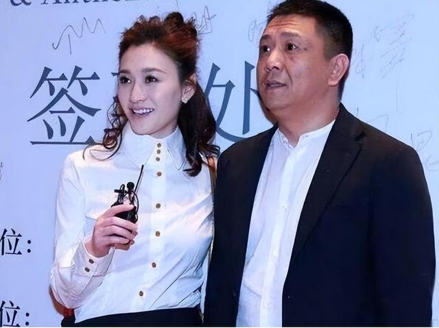 文强女明星，与富商、足坛名将均有交往（文强女明星）
