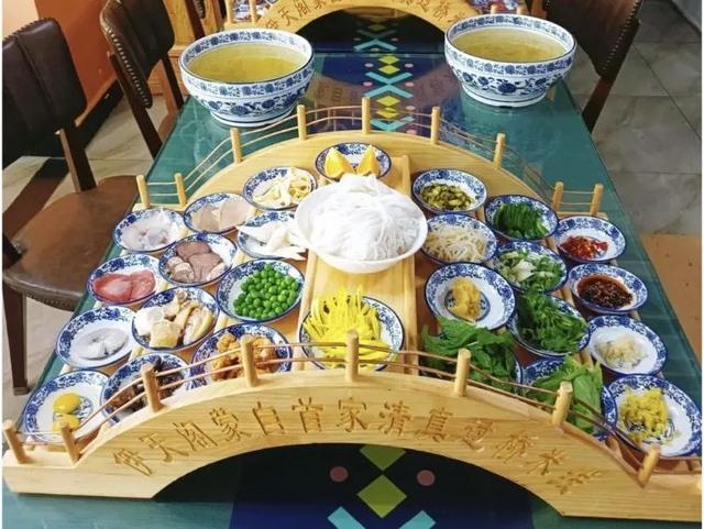 云南的特色美食有哪些，云南美食推荐：11种云南美食