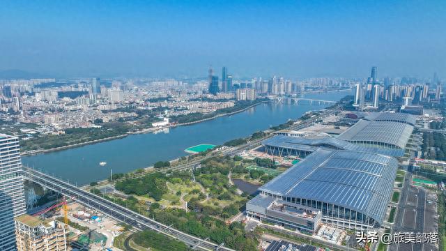 广州琶洲国际会议展览中心--世界最大展馆之一