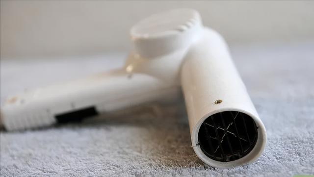 头皮痒怎么办，脂溢性皮炎头皮痒怎么办（教你摆脱头皮瘙痒）