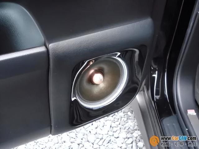 雷克萨斯rx330，雷克萨斯RX330是什么（雷克萨斯RX330改音响）