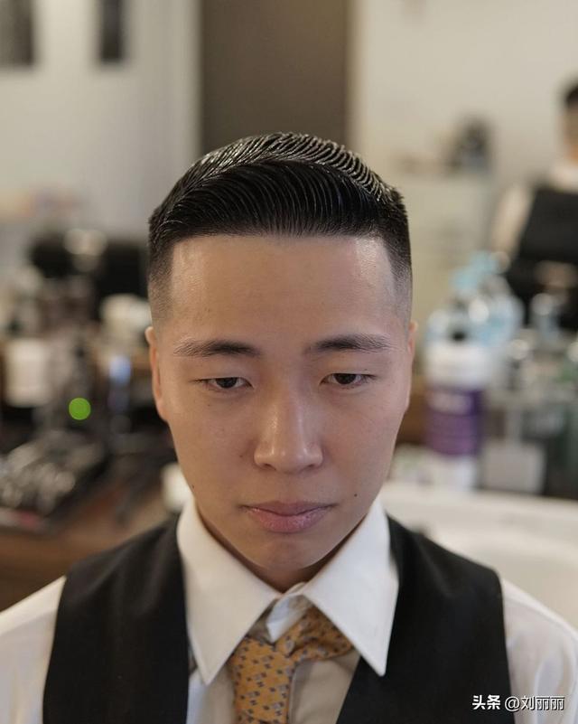 男士纹理烫发型图片，男士帅气纹理烫发型图片（2023新款男士发型）