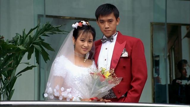 王学兵和孙宁离婚10年：一个3婚娶娇妻，一个未婚没孩子