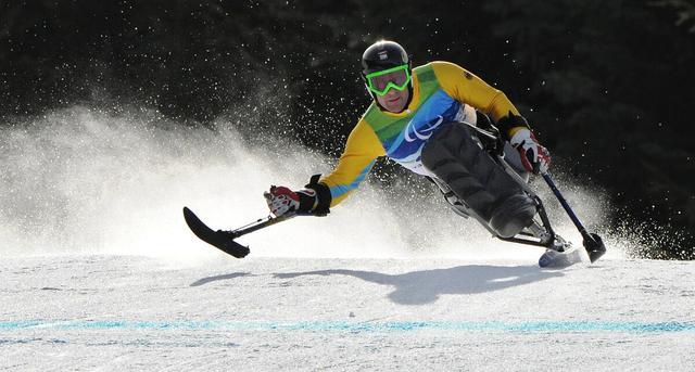 冰雪女王，冰雪女王主题曲（搞定身家超10亿的伍兹图片）