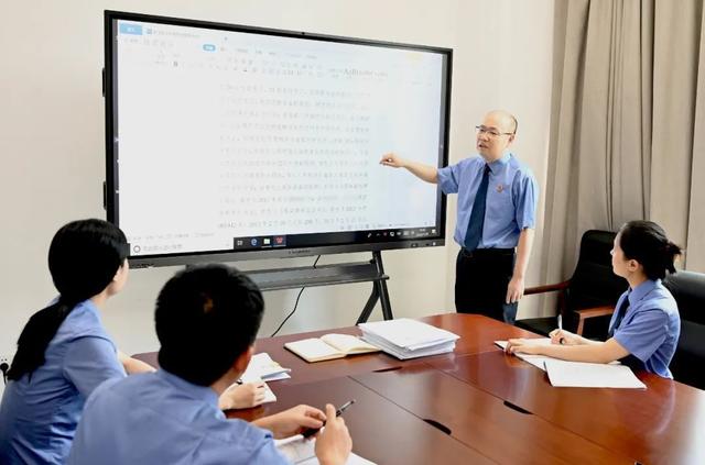 借款利息多少合法，个人借贷利息多少合法（民间借贷背后暗藏猫腻）