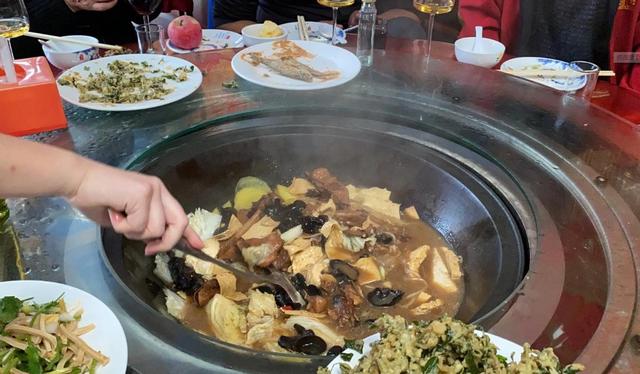 东北菜有哪些特色菜，25道特色传统东北菜介绍（东北最有名的8道特色菜）