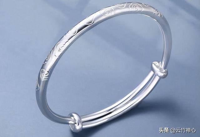 银子8大功效，银子的功效有哪些（戴银手镯真的能排毒吗）