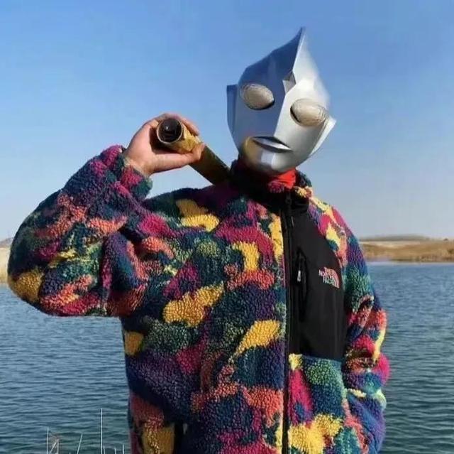 奥特曼头像搞笑，奥特曼搞怪头像／沈也／真的超可微信（男生女生头像萌宠超可爱小猫小狗奥特曼动漫头像）