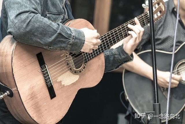 电吉他买什么牌子的好新手，新手吉他选购注意事项