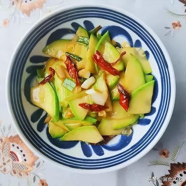 炒葫芦条怎么做好吃窍门，炒葫芦条怎么做好吃窍门儿（下班露一手）
