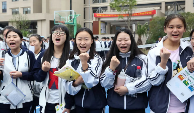 最好的高中学校排行榜，全国高中排行榜（国内百强高中排名已更新）