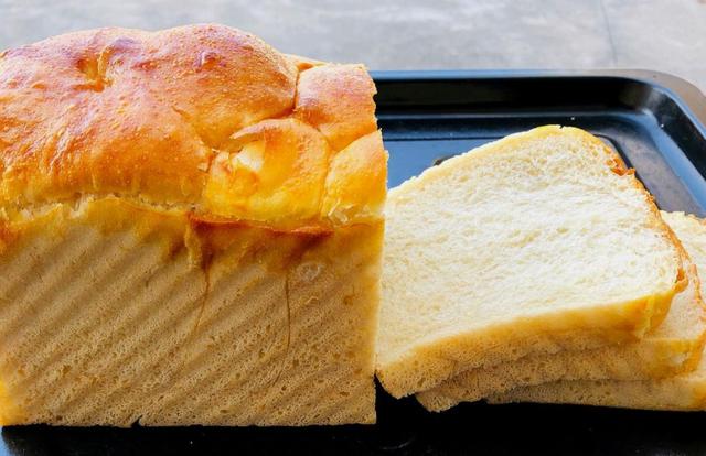 面包片的多种吃法，面包片怎么吃好吃（面包虐我千百遍）