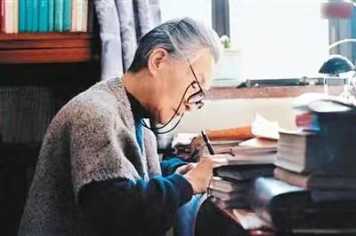 杨绛百岁感言！，杨绛百岁感言全文辟谣（杨绛：当你懂得看淡）