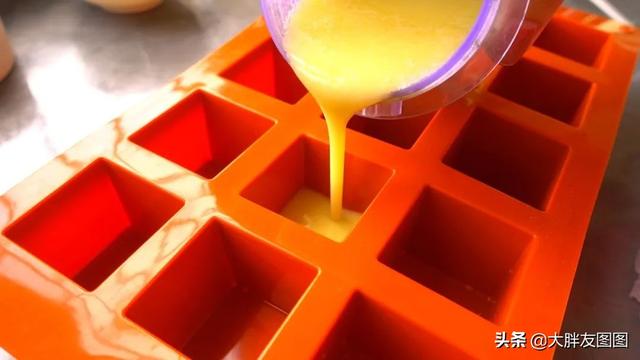 黄油是什么做的，真正的黄油是什么做的（教你自己在家做）