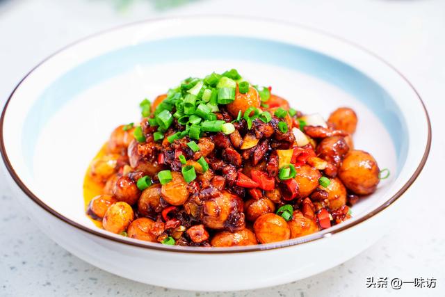 酱焖小土豆的制作方法，这样做肉末烧土豆仔