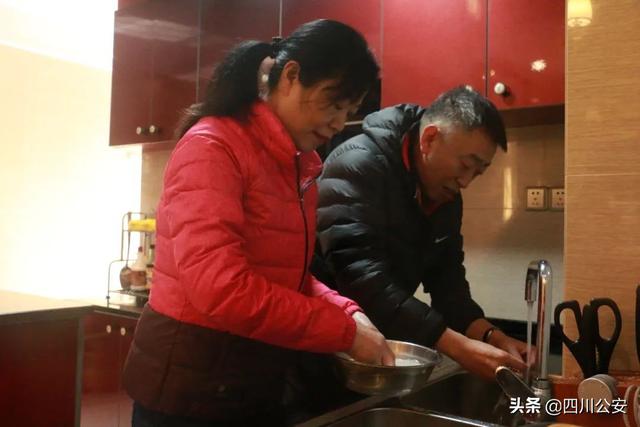 家庭主要成员情况，学生家庭主要成员情况怎么填（全国最美家庭——江建洲）