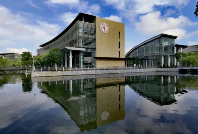 上海科技大学2021录取分数线，上海科技大学2021年各省各专业录取分数线（上科大在沪扩招21%录取分数线仍飙升）