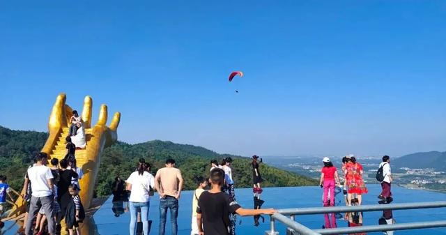 南昌梅岭旅游攻略 ，南昌梅岭旅游攻略路线（收下这份父亲节梅岭旅行攻略）