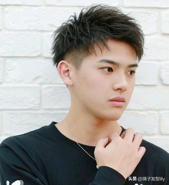 最常见的三种男士发型，没想到这么帅，有你同款吗