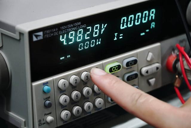 电工胶布使用方法，电工胶布的使用方法（科普：充电器纹波是如何测试的）