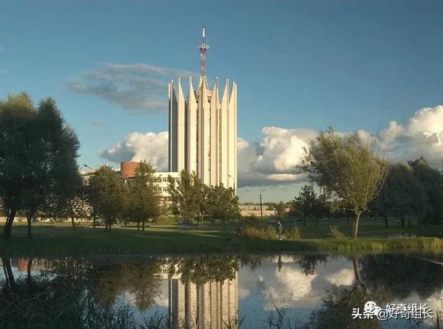 俄罗斯建筑风格，俄罗斯的建筑风格是什么（废土朋克、未来乌托邦、外星人基地）