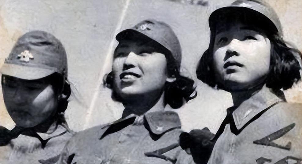 操女兵(1945年蘇聯逃兵擄走9名日軍女戰俘) - 火句子