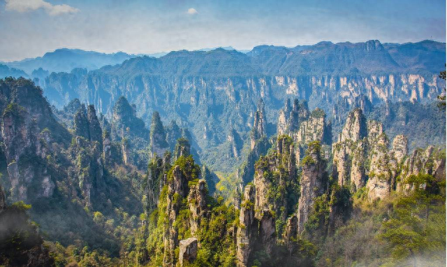 北京有座鲜为人知的寺庙，有全城最大的石佛，皇帝曾在此出家