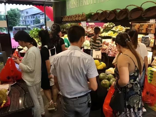 水果行业的商业模式，湖北水果店利用“水果便宜卖”