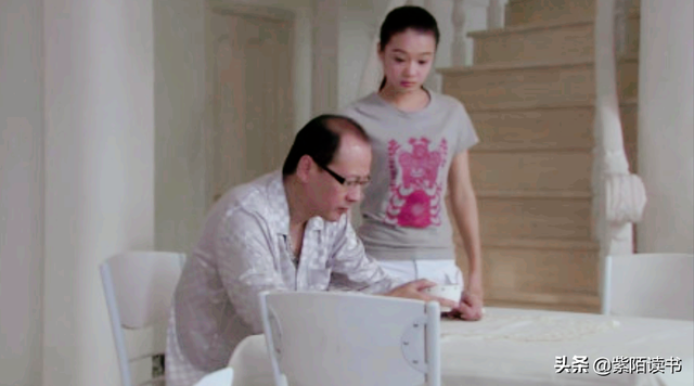 温柔的谎言杨桃，温柔的谎言杨桃大结局是什么（杨桃与多人恩爱后自杀）