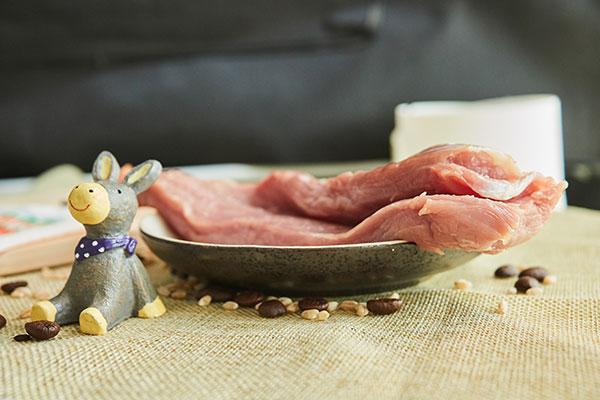 如何辨别注胶肉，这些肉为啥不能吃