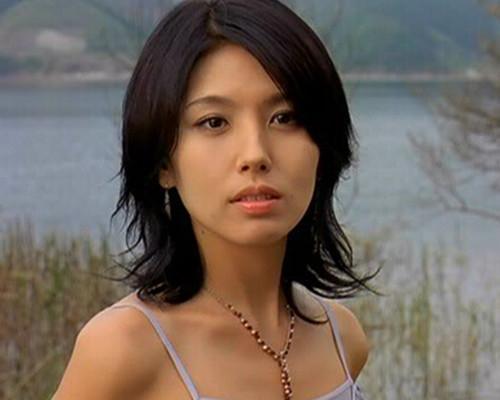 韩娱再曝潜规则丑闻！强迫陪睡、30多人自杀：韩娱到底有多黑暗？