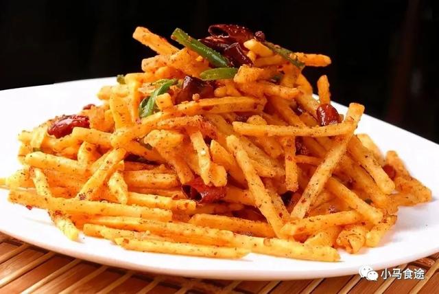 川味红烧肥肠怎么做，川味红烧肥肠的家常做法大全（这些做法值得大家参考）