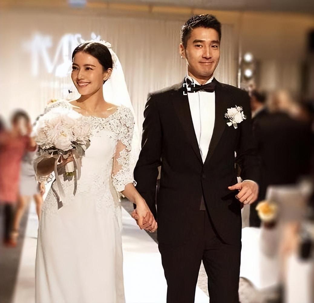 国民女神高圆圆五段恋情，高圆圆的变化太过明显