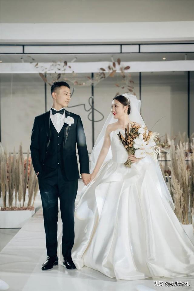 男士必看的求婚誓词大放送，男士婚礼誓言（这10篇婚礼誓言保证让老公记一辈子）