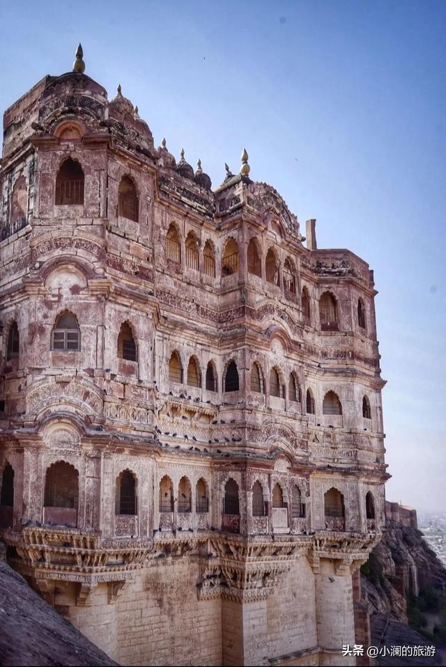 印度有名的现代建筑，能象征印度建筑的特色