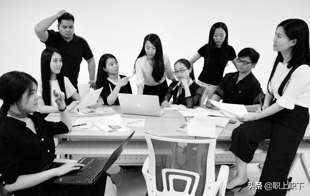 什么工作比较自由，比较自由的工作有哪些（有五种灵活职业平均月薪超8000）