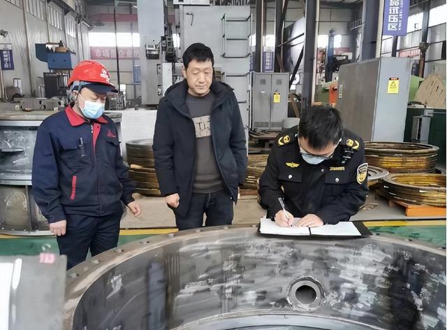 加强空气污染治理，持续抓好大气污染防治工作