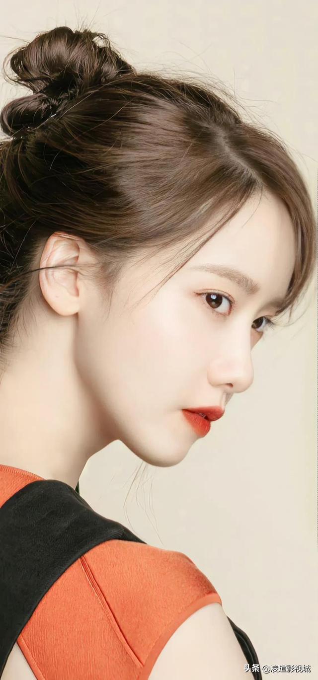林允儿动态壁纸，高清可爱动态壁纸林允儿（韩国女星壁纸图片分享）