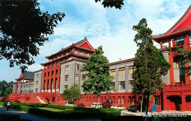 西南政法大学排名，西南政法大学最新排名（西南政法大学与华东政法大学）