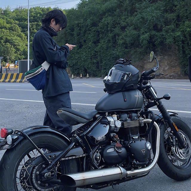 周冬雨刘昊然合体采访，已秘密同居超过1年