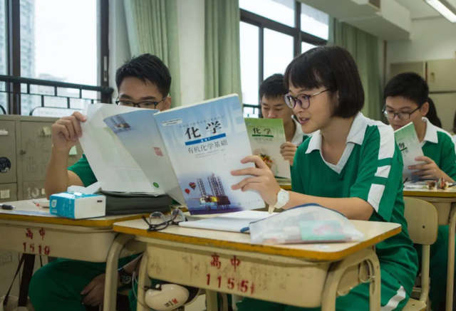 大学的学习氛围重要吗，好大学的氛围（“超前教育”危害不小）