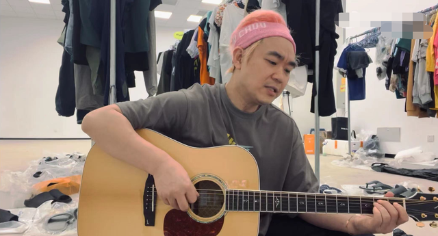 赵英俊出道的音乐才子，薛之谦带一车花去墓地