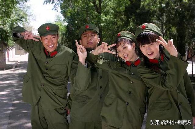 看小说《幸福像花儿一样》