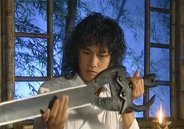 七种武器之长生剑，七种武器小说全文（武侠小说7把神剑）