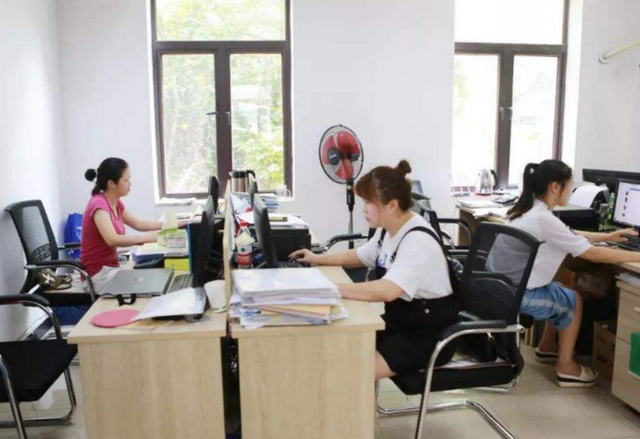 30岁副科算不算晚，从科员到副科最快几年（公务员“晋升年龄表”曝光）