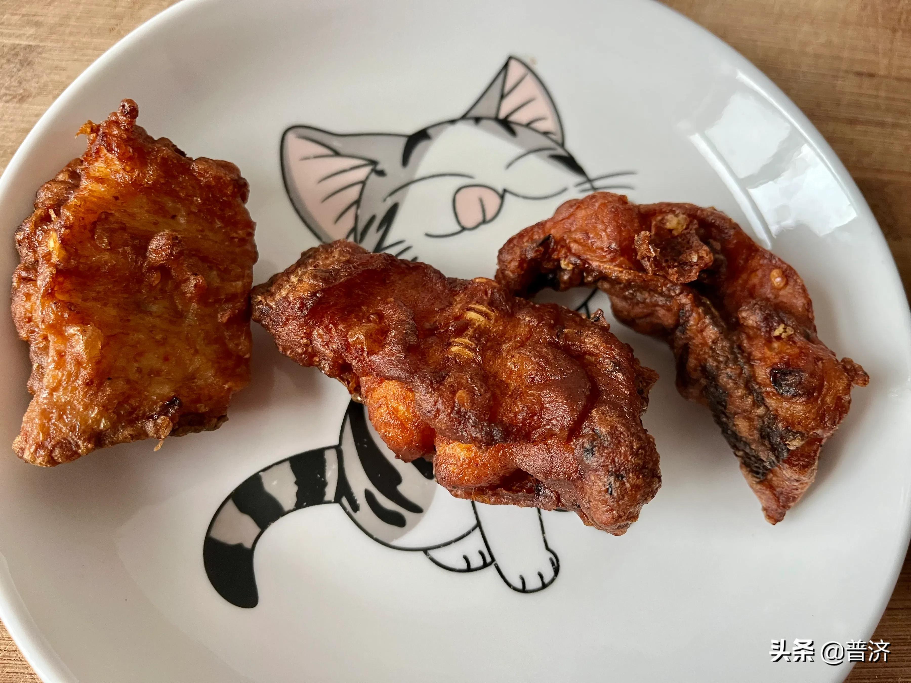 鳙鱼头热销成市场宠儿，胖鱼美味引食客追捧，餐饮界掀起“鱼头风潮”