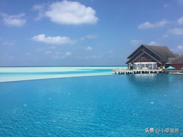 有海的地方哪个比较适合旅游，海边去哪里旅游最好（海岛旅行度假首选）