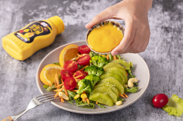 凯撒酱什么味道，凯撒酱是什么味道（美国超市常见的10种沙拉酱）