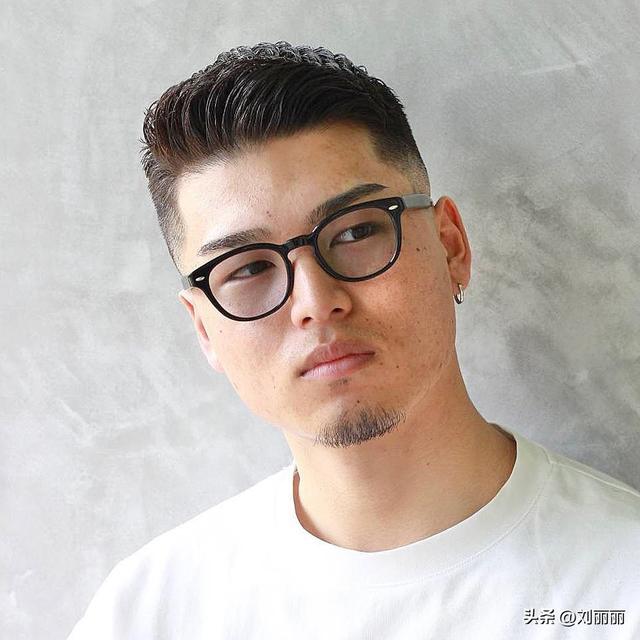 男士最新发型图片，男士发型最新款简单好看（男士发型别乱剪）