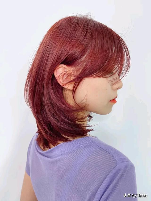 亚麻色头发适合什么女生，看看这14款，效果就是不一样